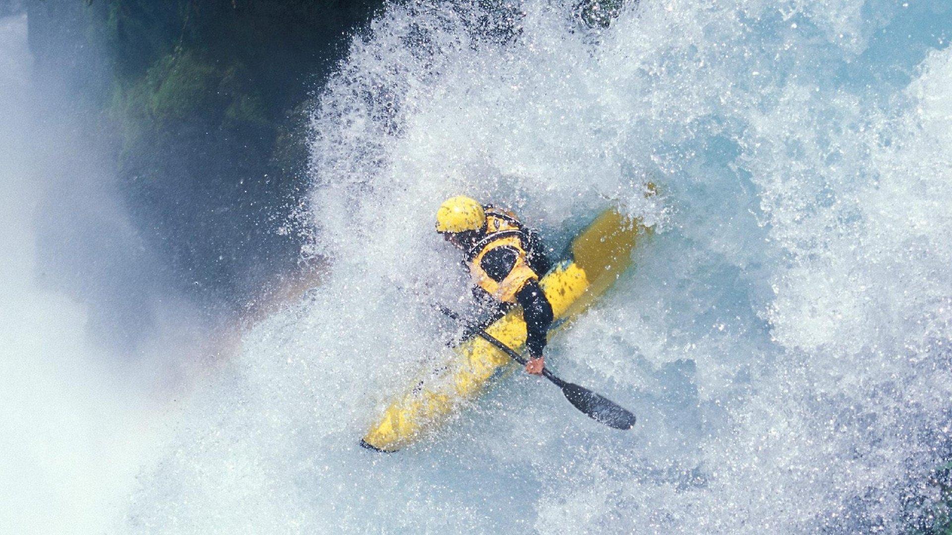 大巴黎防线上的中流砥柱，金彭贝欧冠惊天进球改写战局