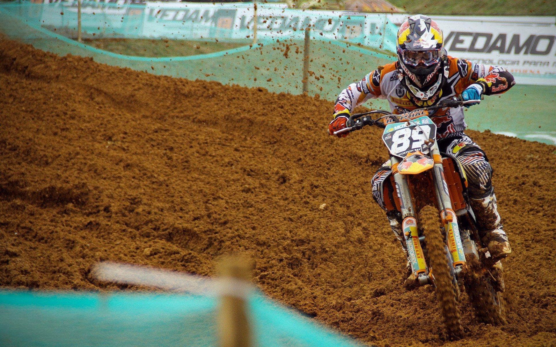 图赫尔，胜利非狂喜时刻，穆勒是球队灵魂榜样